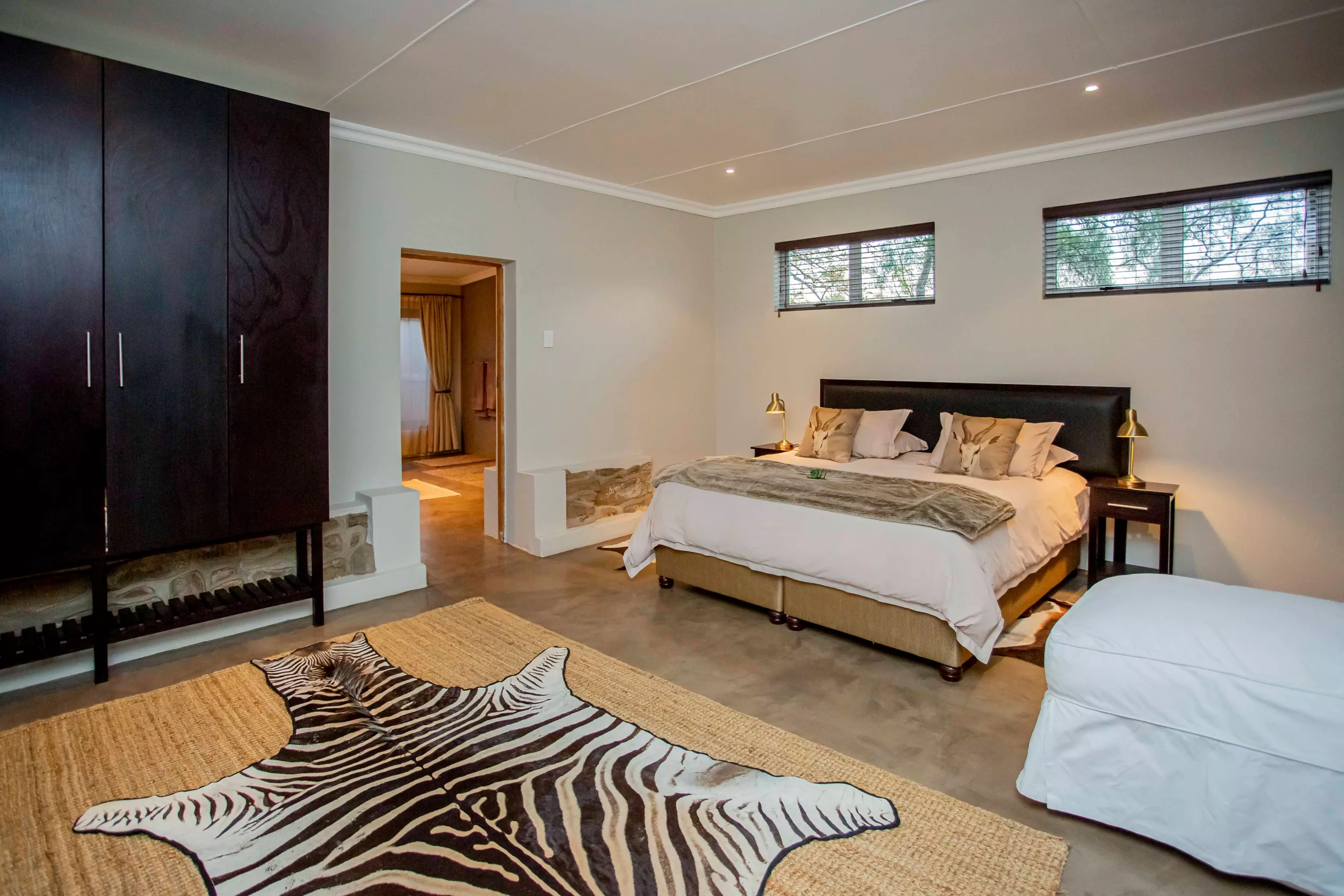 Rhino Room Rockdell Lodge