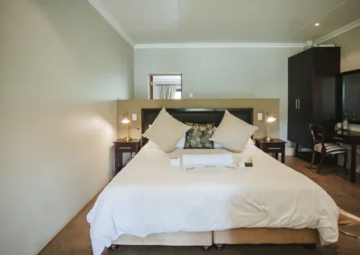 Rockdell Giraffe Room
